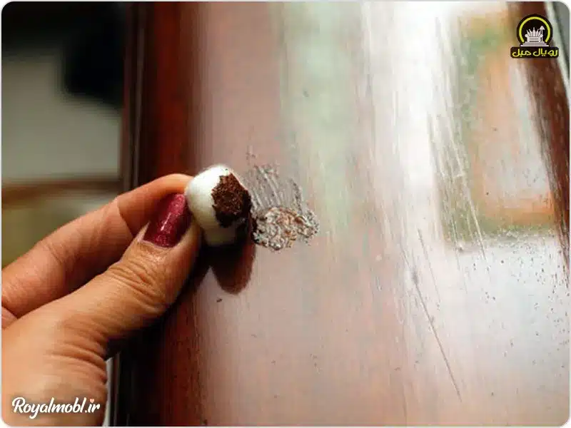 تمیز کاری لکه چوبی مبلمان